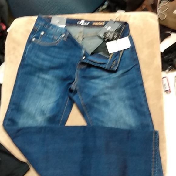 Jeans - Picture 3 of 4